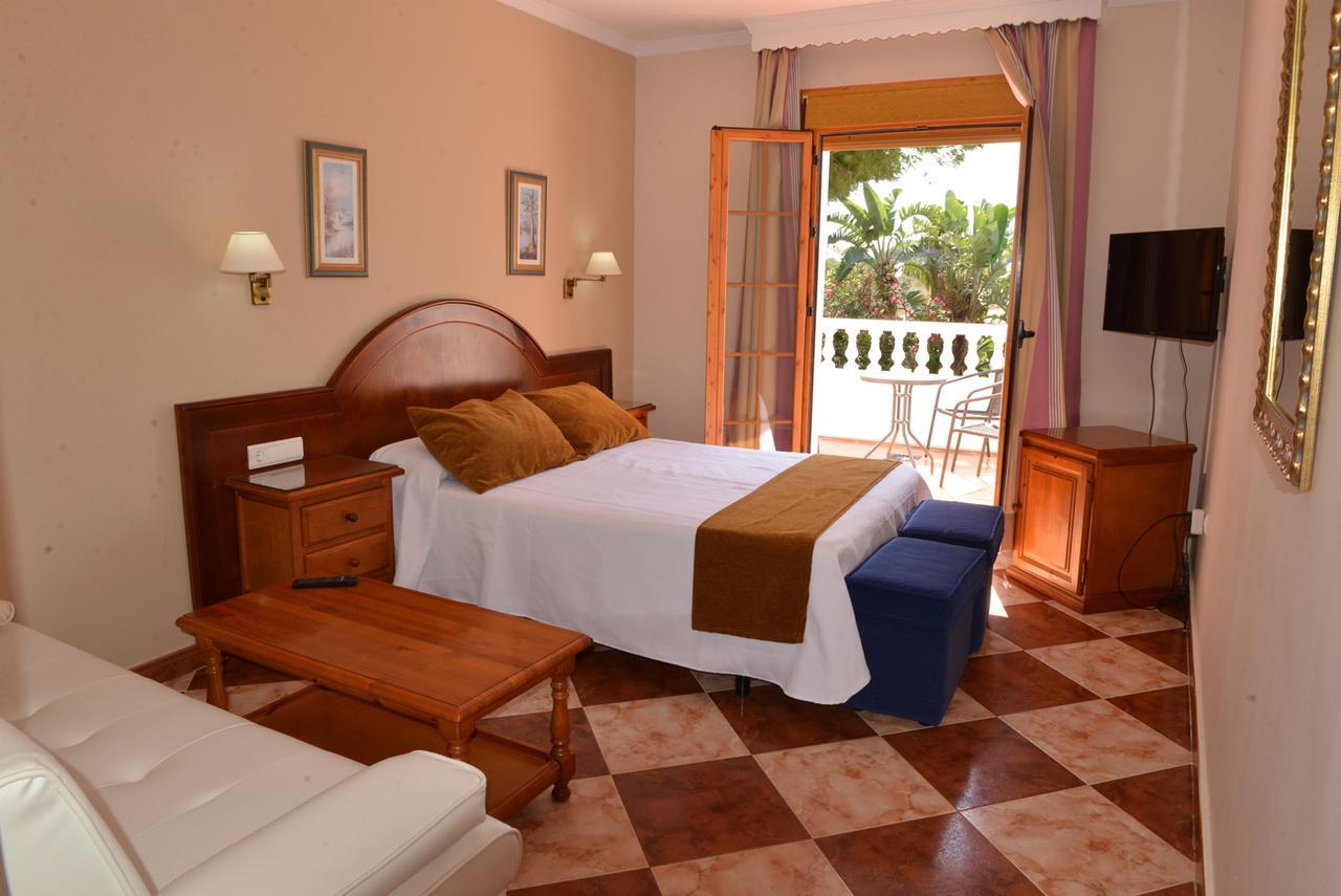 Hostal Cabo Roche Conil De La Frontera Extérieur photo
